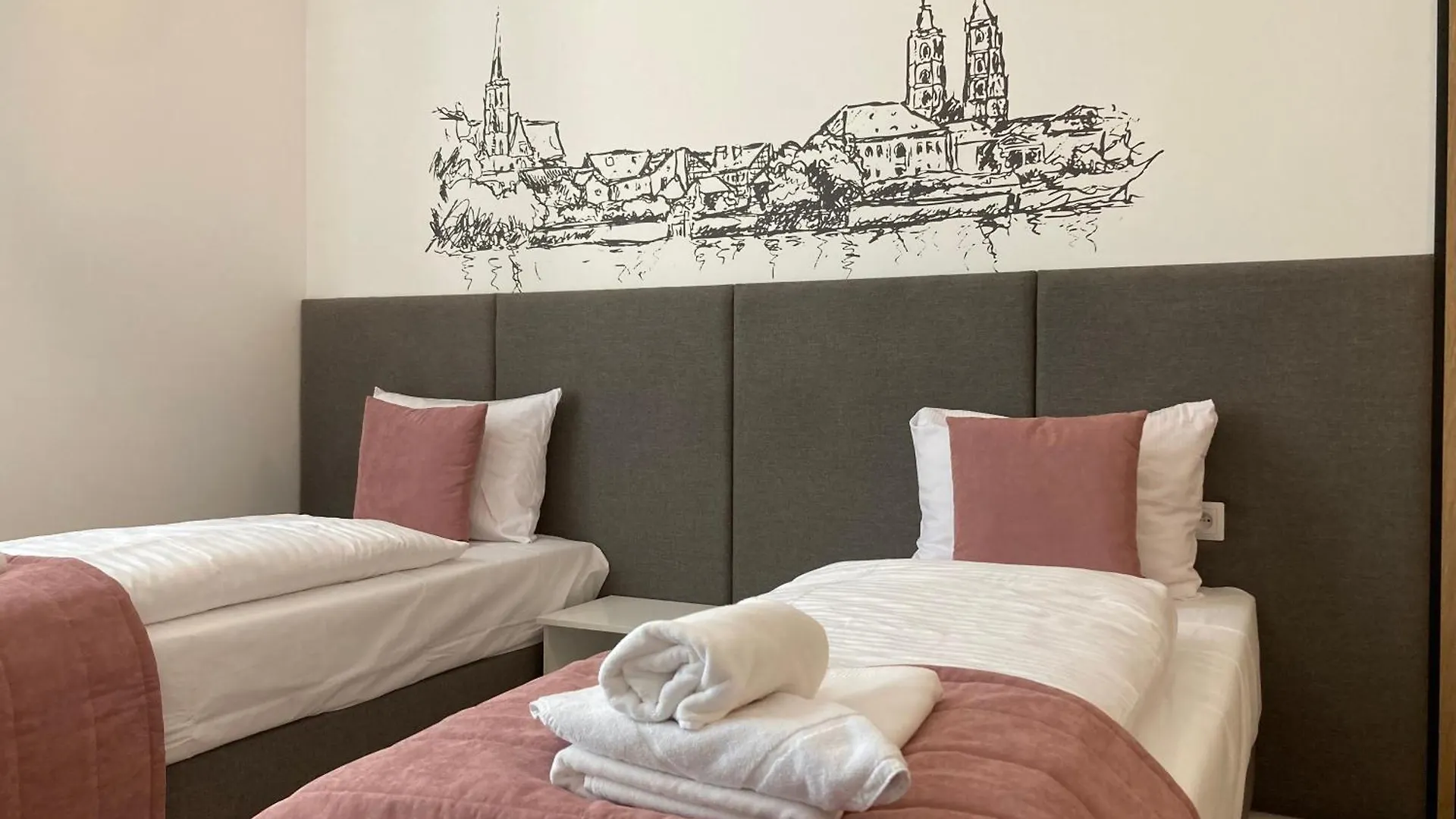 Aviendo Old Town Apartments Wroclaw 0*,  Poland